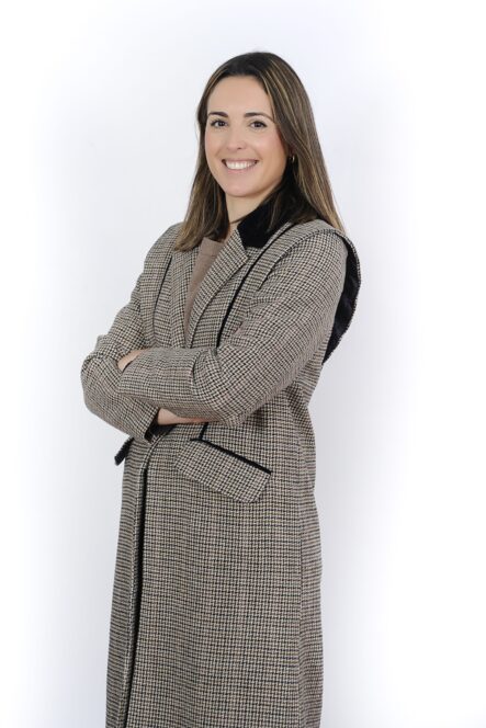 Rodríguez Cid, Ángela copia